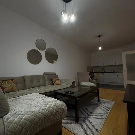 Apartment Lofty Dreams *